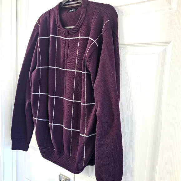 Haggar crew neck Sweater in purple w white Stripes. Excellent shape Large - Picture 3 of 8